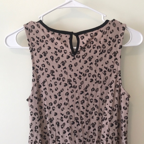 PINK & BLACK ANIMAL PRINT TOP - Picture 3 of 3